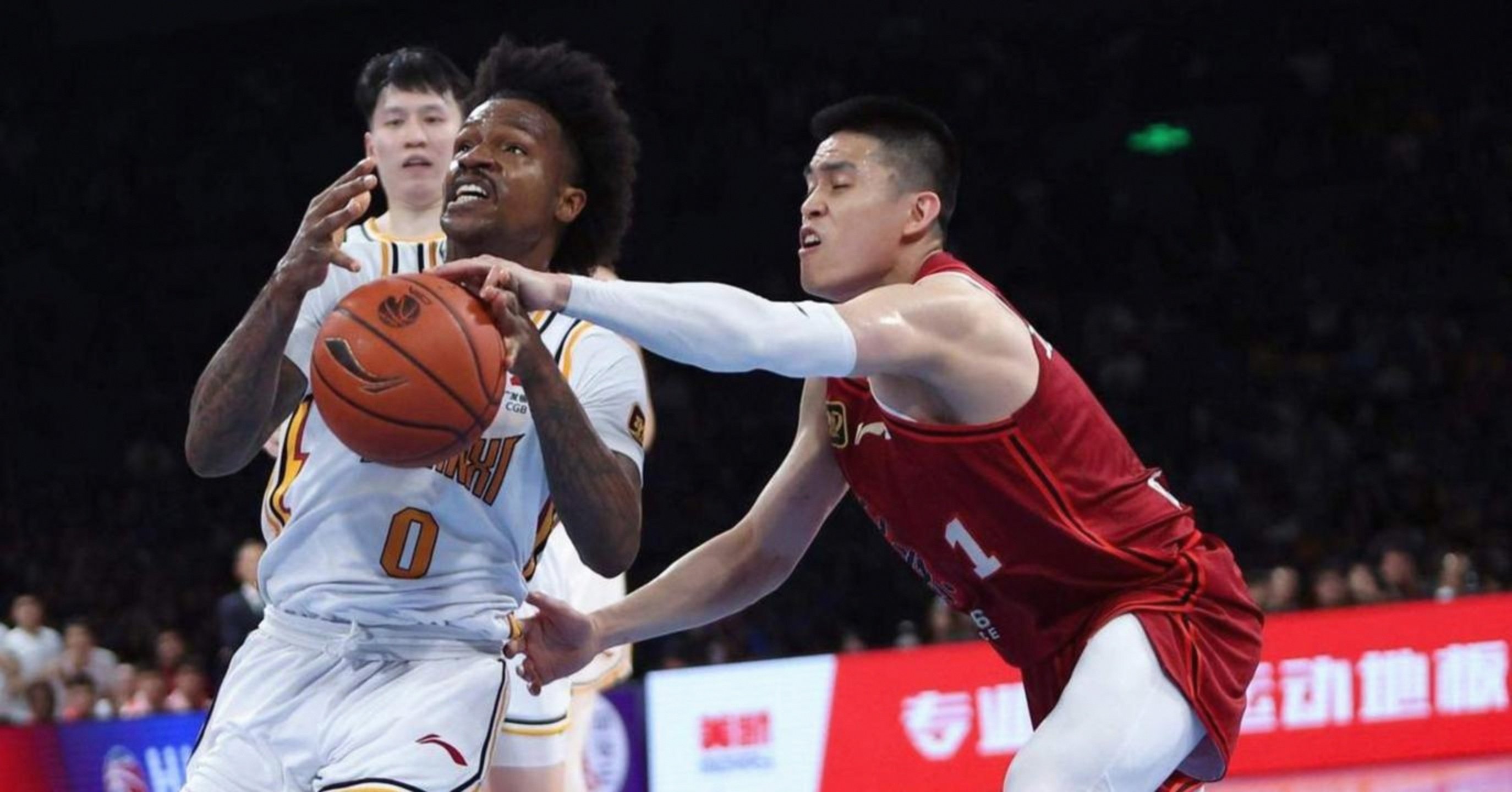 开云-武汉三镇俱乐部更换主教练