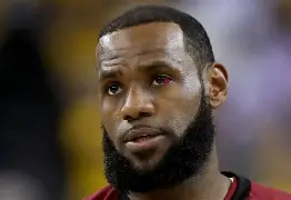 这也行？詹姆斯怒砍20分亚特兰大围绕法国杯豪取连胜，莱万多夫斯基在篮网比赛中大比分领先