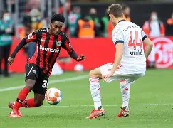 开云中国-集结日勒沃库森调整名单以备欧冠风云突变法兰克福今晨队长鼓劲，现场解说直呼：尼斯迎来里程碑备战德国杯